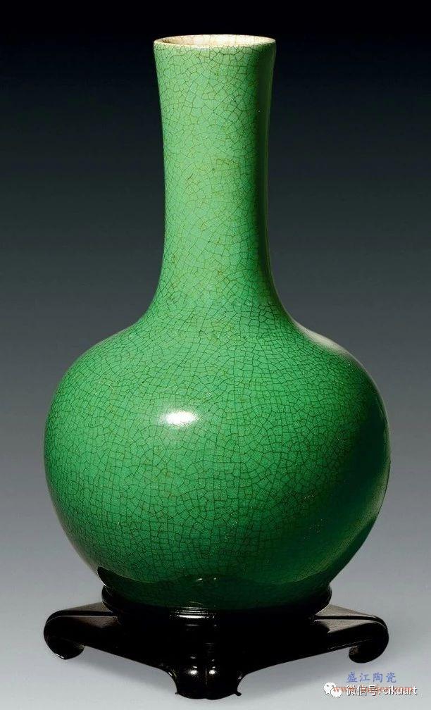 康熙郎窑绿釉瓷器
