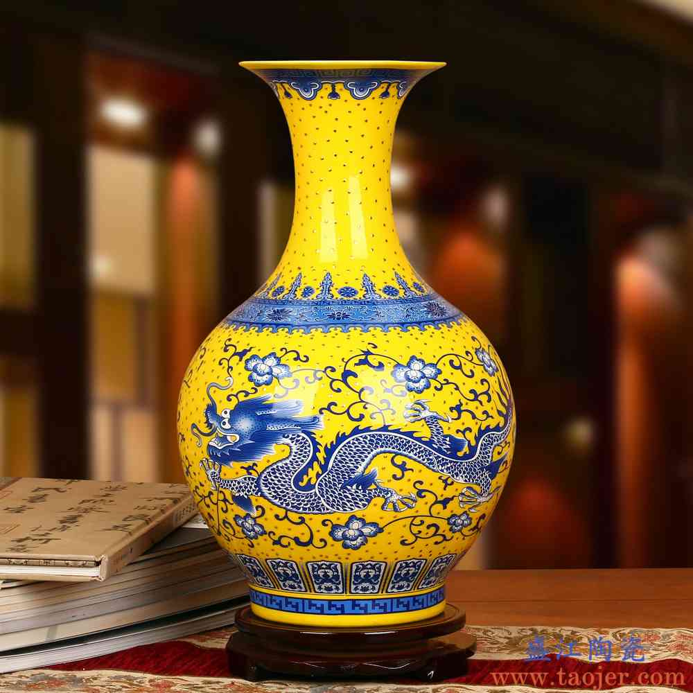 人気デザイナー 景徳鎮製清代黄金竜天球瓶です陶磁器 装飾品 置物花瓶